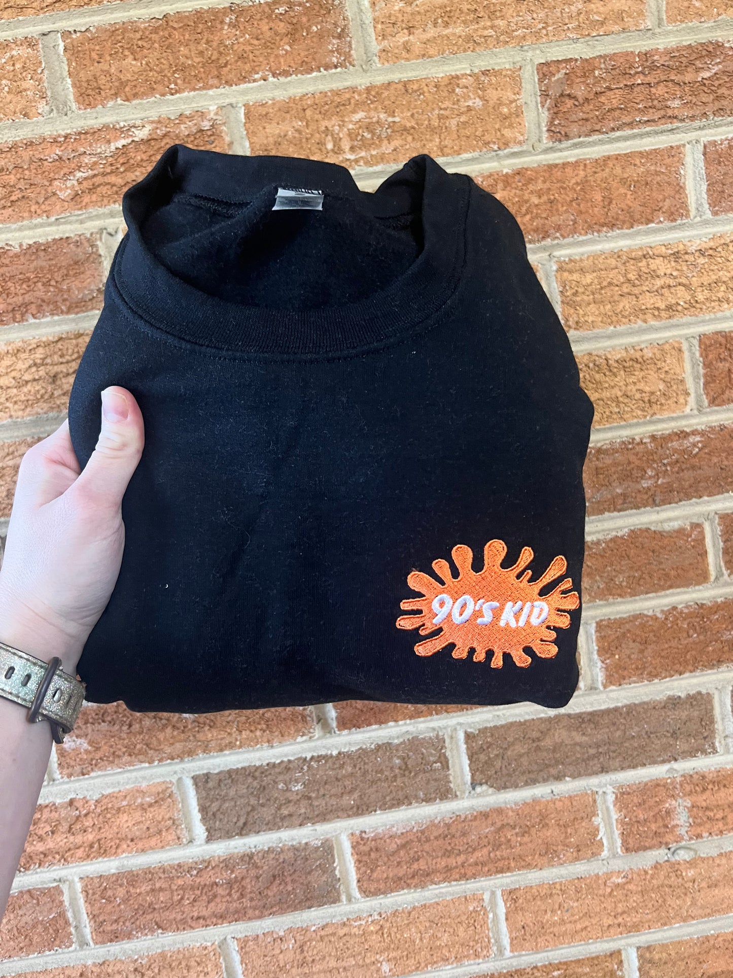 90`s Kid Embroidered Sweatshirt